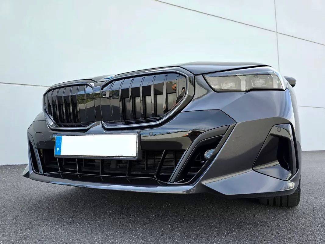 bmw-serie-5-2024-hibrido-1998cc