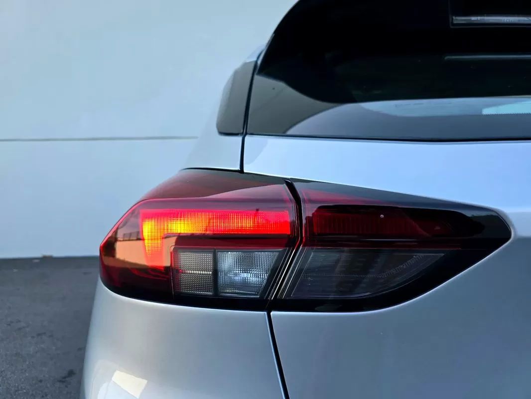 opel-corsa-2024-gasolina-1199cc