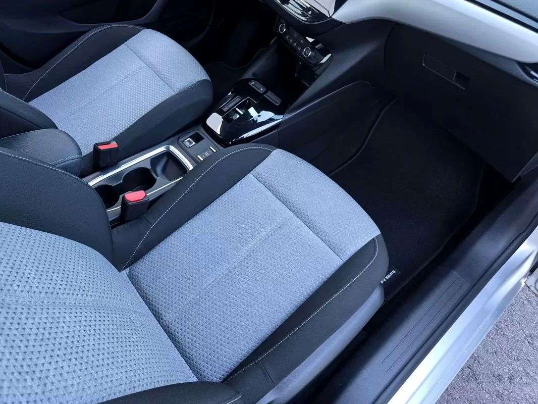 opel-corsa-2024-gasolina-1199cc