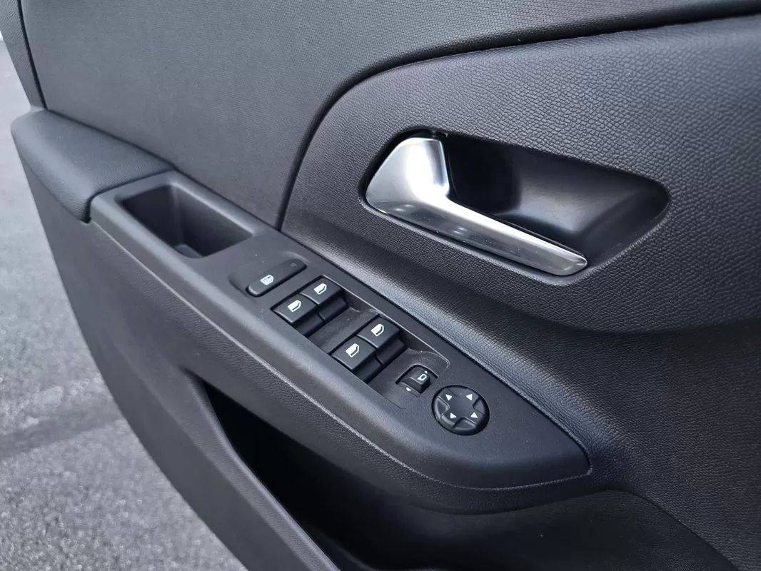 opel-corsa-2024-gasolina-1199cc