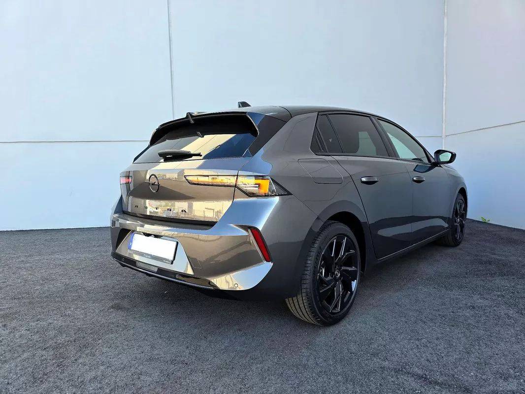 opel-astra-2023-gasolina-1199cc