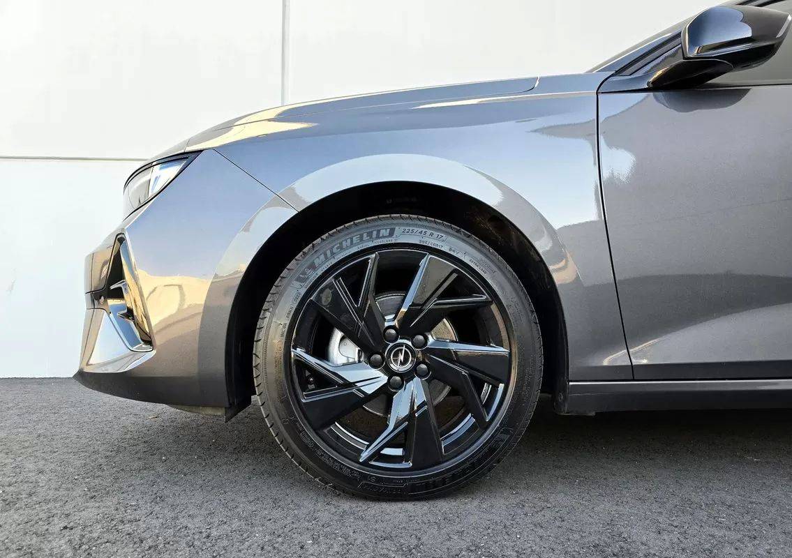 opel-astra-2023-gasolina-1199cc