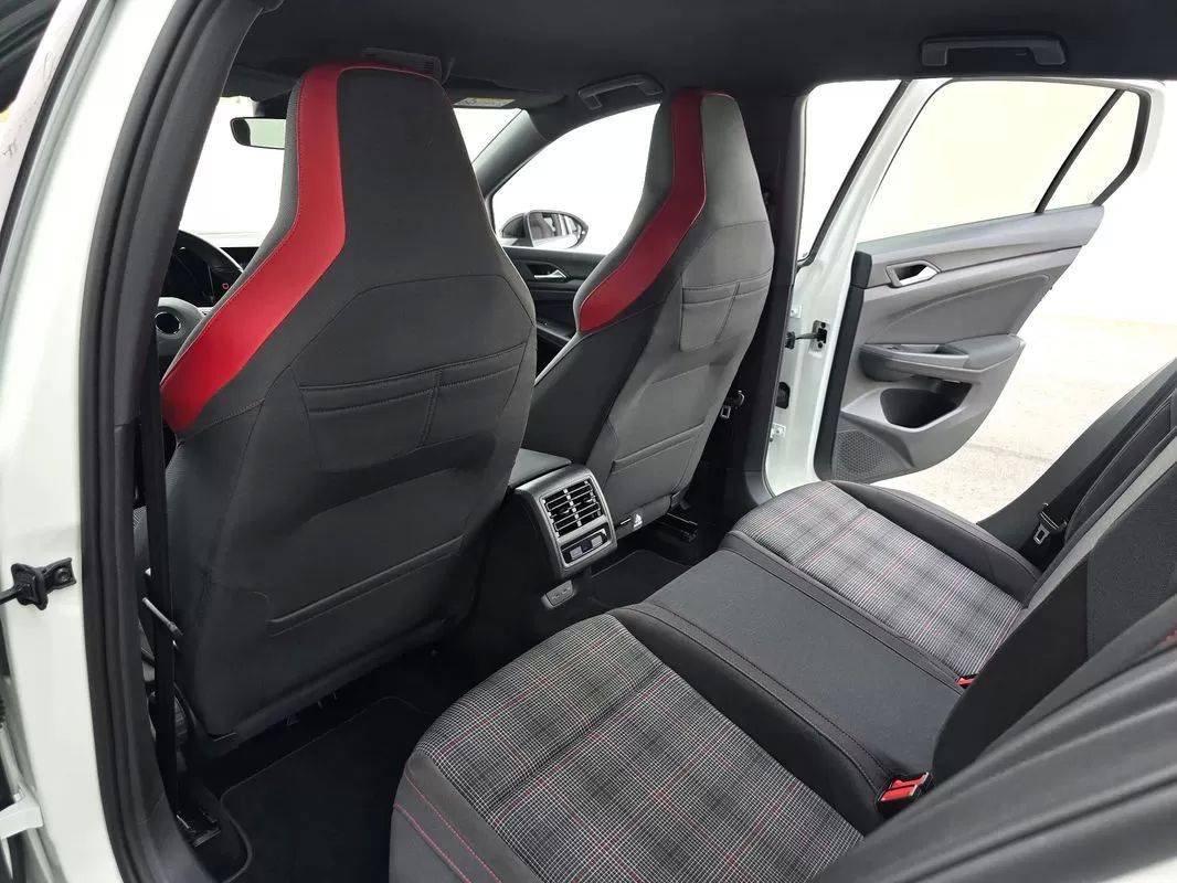 volkswagen-golf-2021-gasolina-1984cc