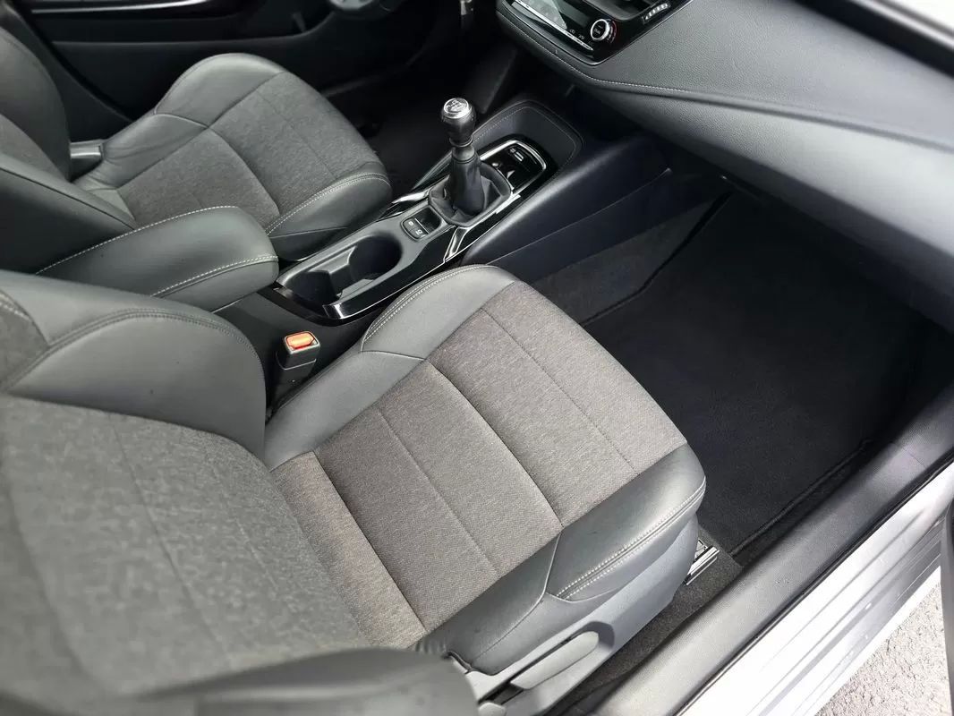 toyota-corolla-sw-2022-gasolina-1197cc