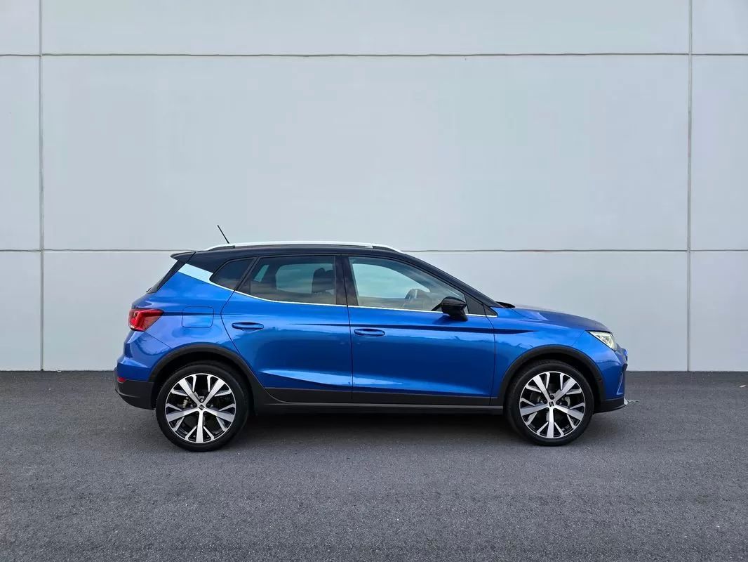 seat-arona-2023-gasolina-999cc