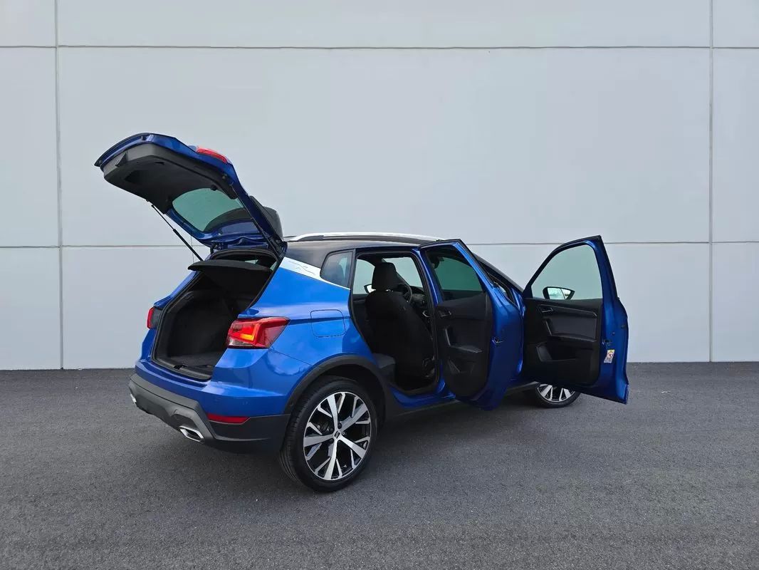 seat-arona-2023-gasolina-999cc