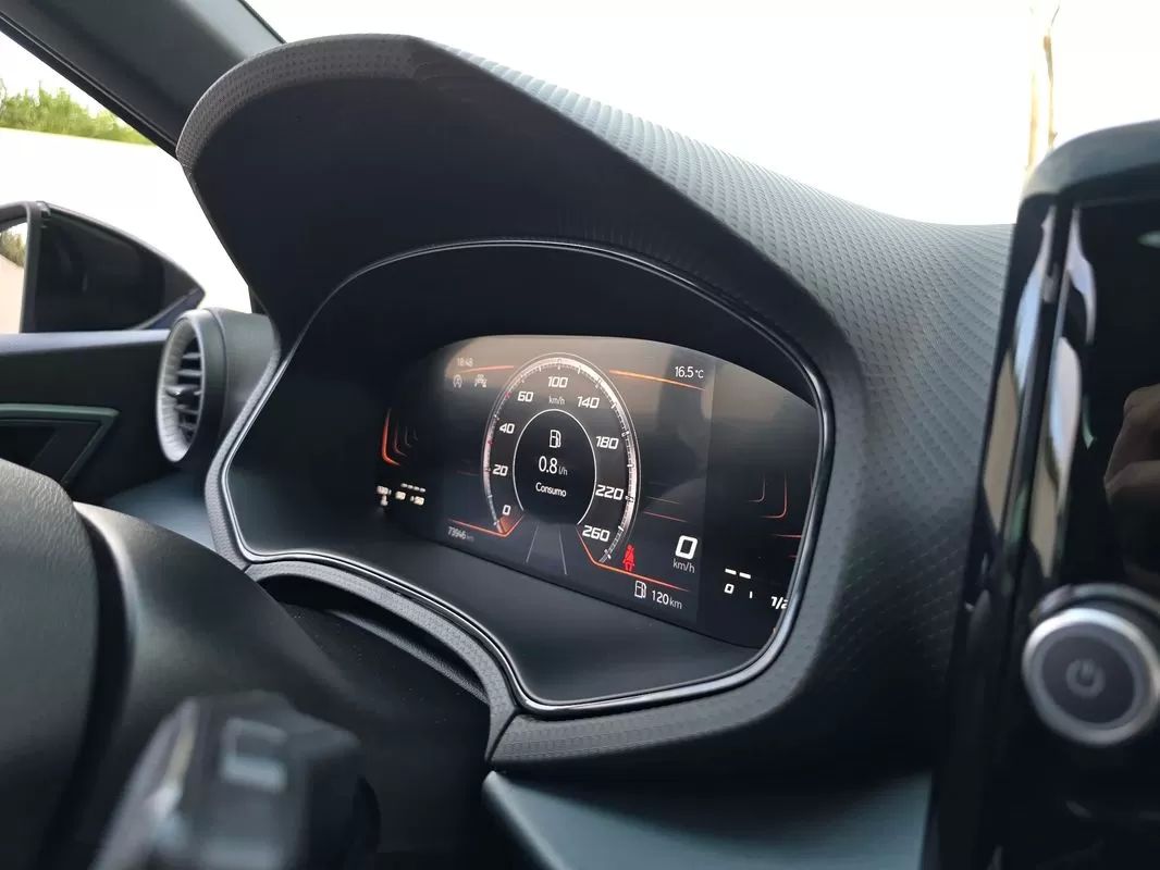 seat-arona-2023-gasolina-999cc