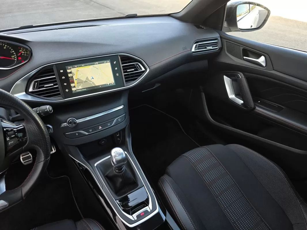 peugeot-308-sw-2017-diesel-1560cc