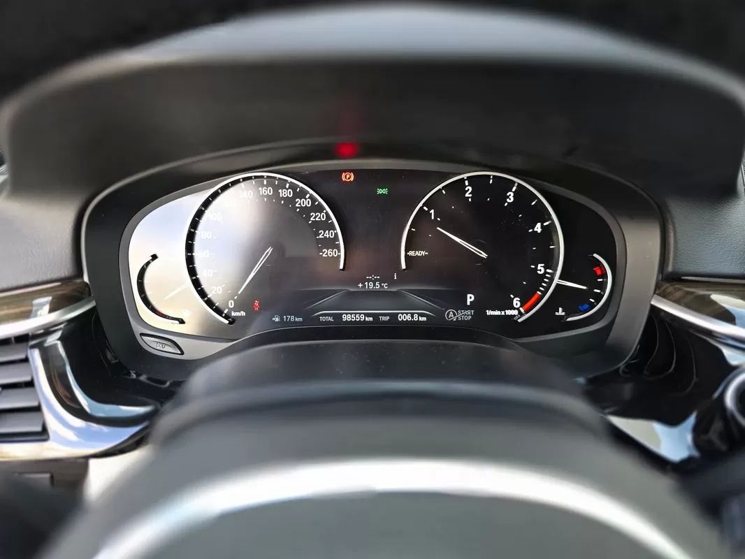 bmw-serie-5-2019-diesel-1995cc