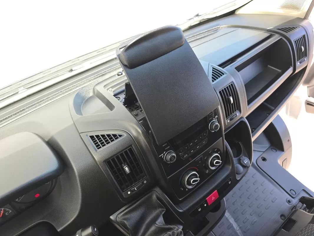 peugeot-boxer-2020-diesel-2179cc