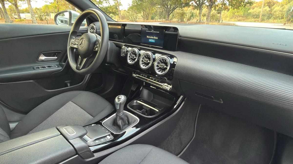 mercedes-benz-cla-200-d-2021-diesel-1950cc
