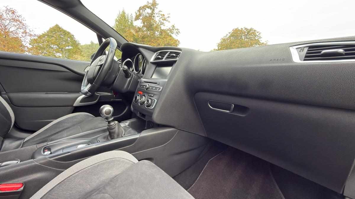 ds-ds-4-1-6-bluehdi-2015-diesel-1560cc
