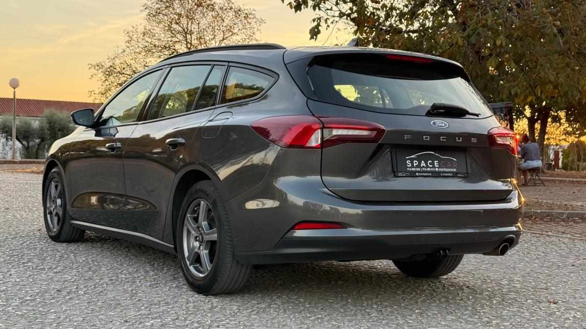 ford-focus-1-5-ecoblue-2022-diesel-1499cc