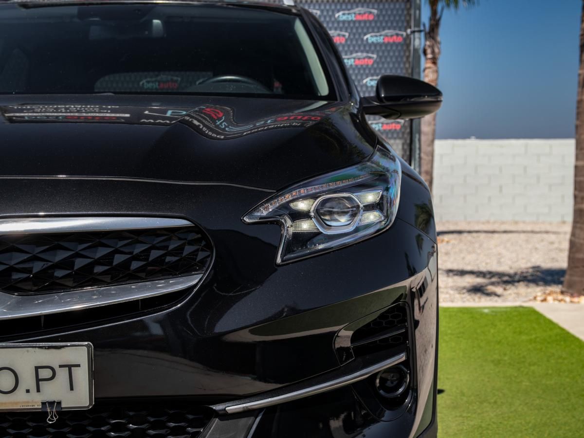 kia-xceed-2022-hibrido-a-gasolina-1580cc