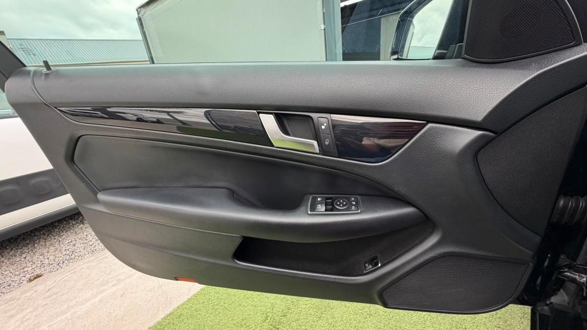 mercedes-benz-classe-c-2012-diesel-2143cc