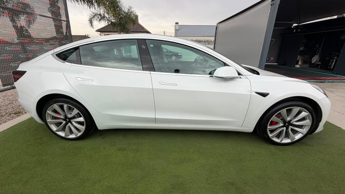 tesla-model-3-2019-eletrico-0cc