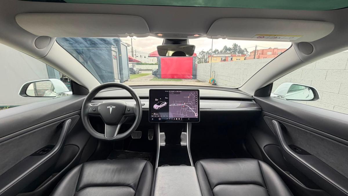 tesla-model-3-2019-eletrico-0cc