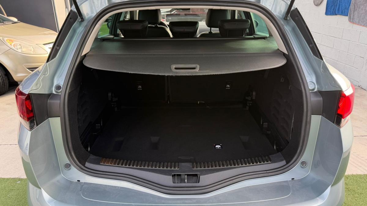 renault-megane-sport-tourer-2021-diesel-1461cc