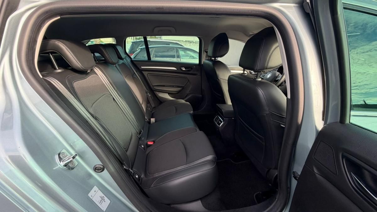 renault-megane-sport-tourer-2021-diesel-1461cc