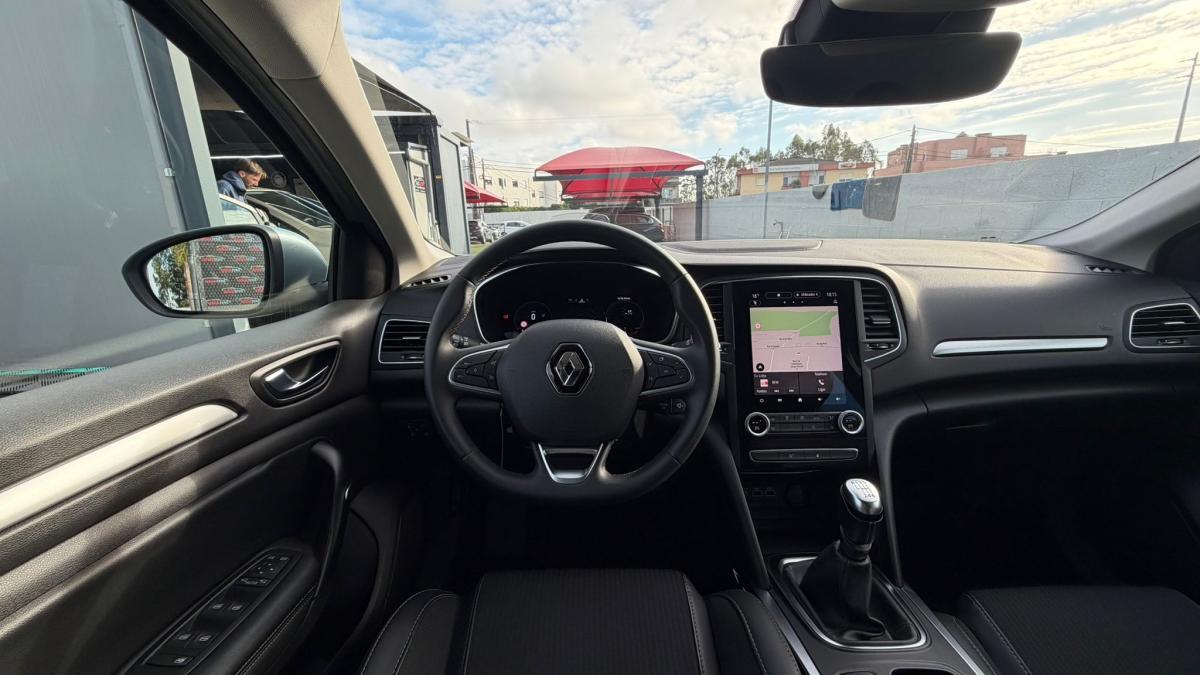 renault-megane-sport-tourer-2021-diesel-1461cc