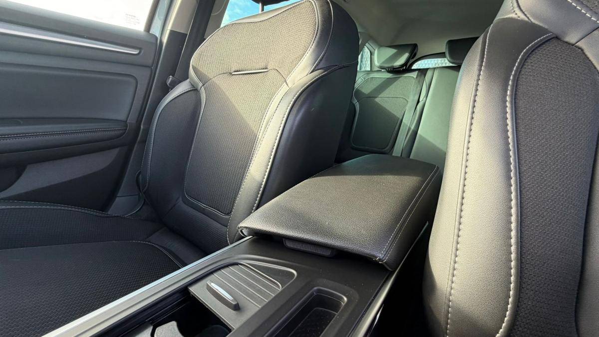renault-megane-sport-tourer-2021-diesel-1461cc