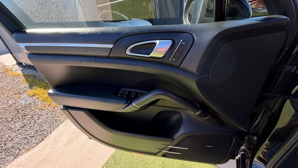 porsche-cayenne-2010-diesel-2967cc