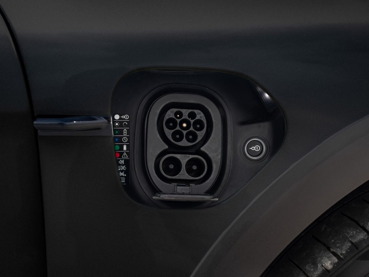 porsche-taycan-2024-eletrico-0cc