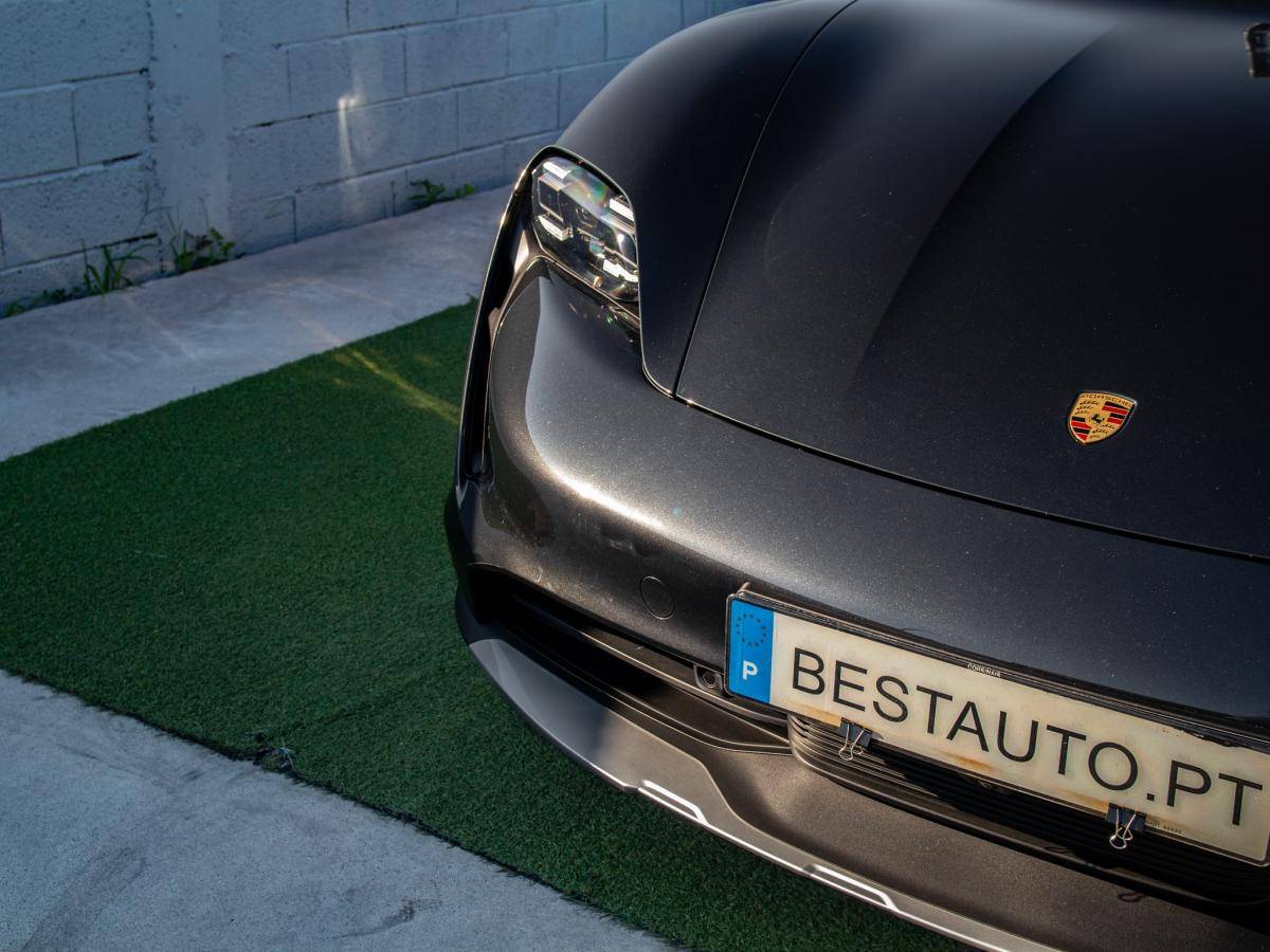 porsche-taycan-2024-eletrico-0cc