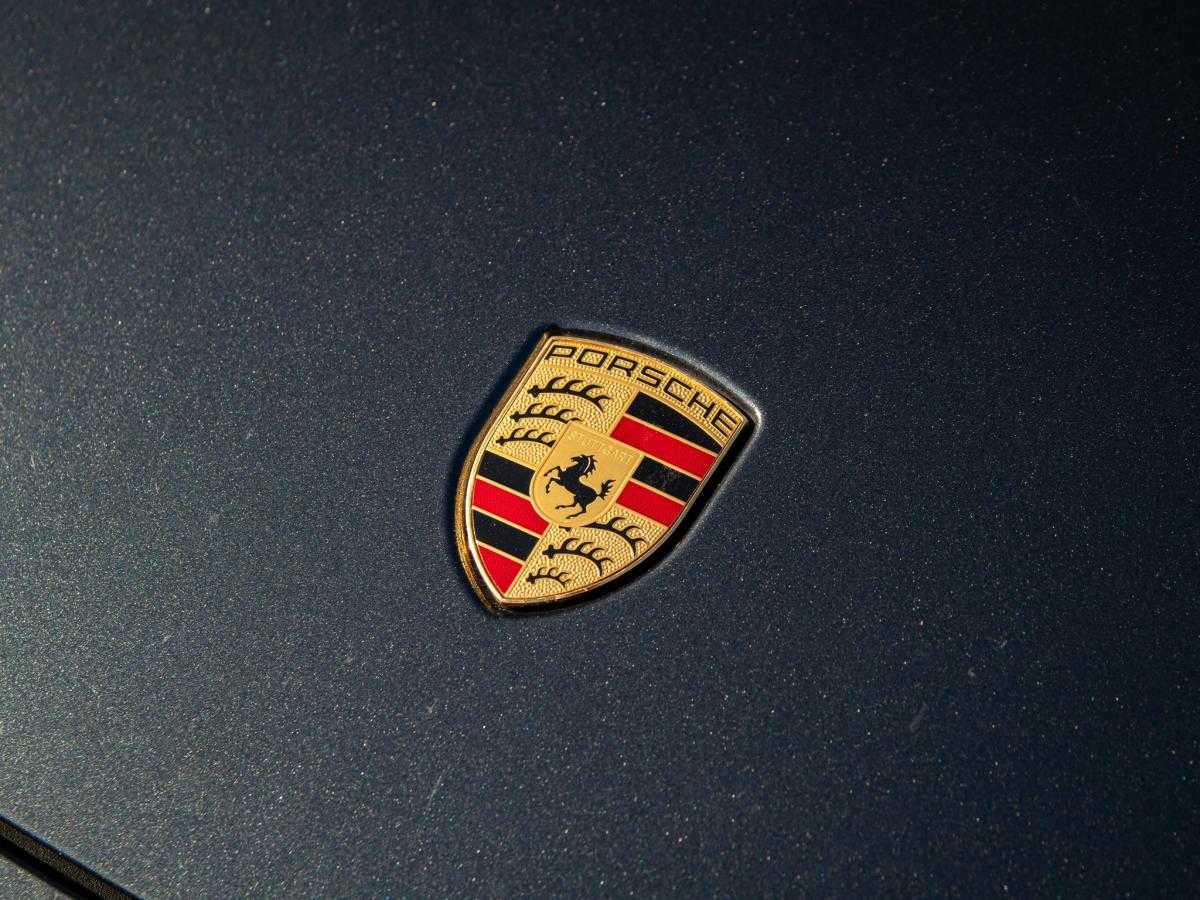 porsche-taycan-2024-eletrico-0cc