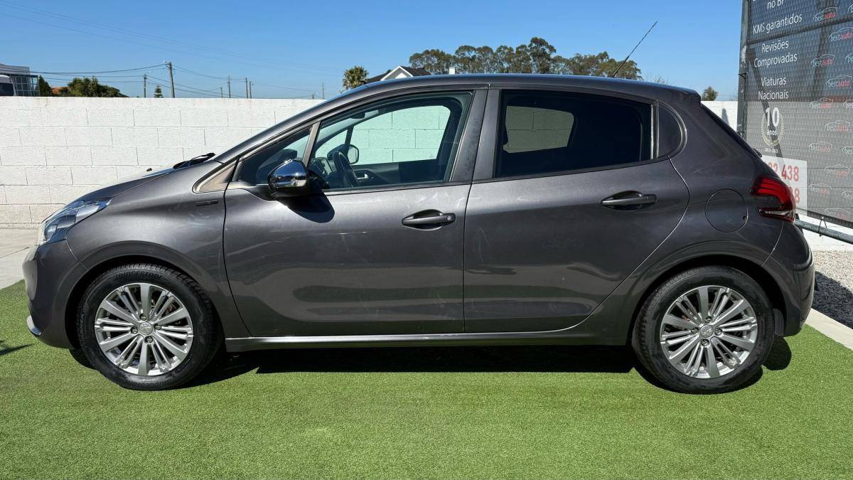 peugeot-208-2019-diesel-1499cc