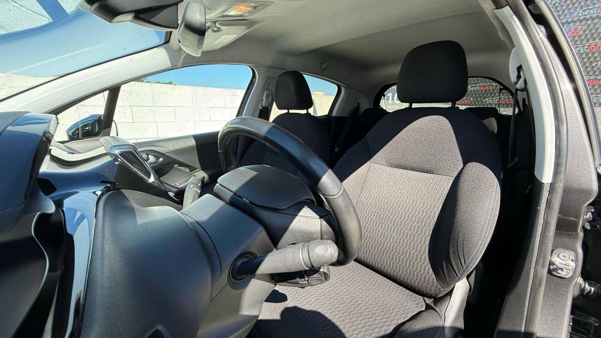 peugeot-208-2019-diesel-1499cc