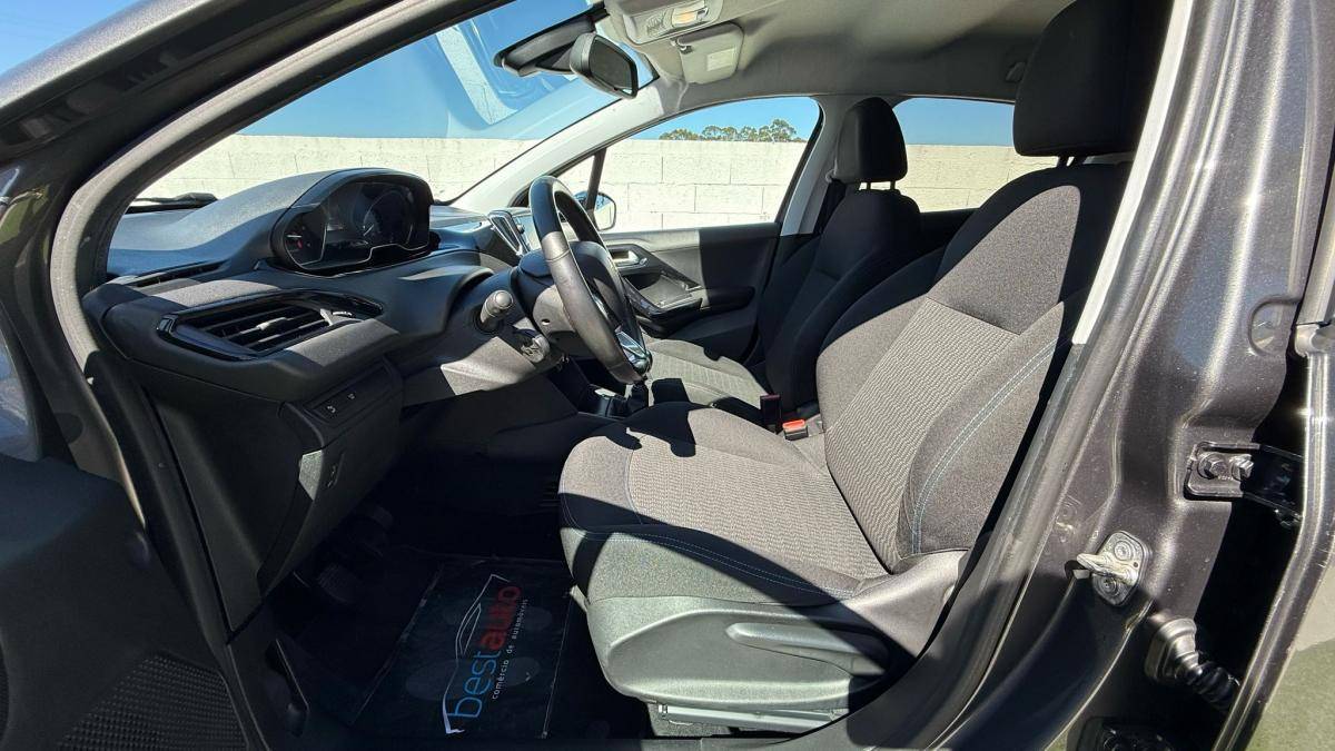 peugeot-208-2019-diesel-1499cc