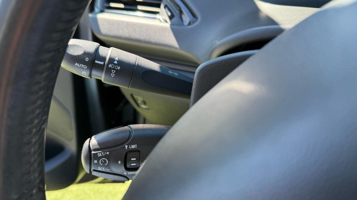 peugeot-208-2019-diesel-1499cc