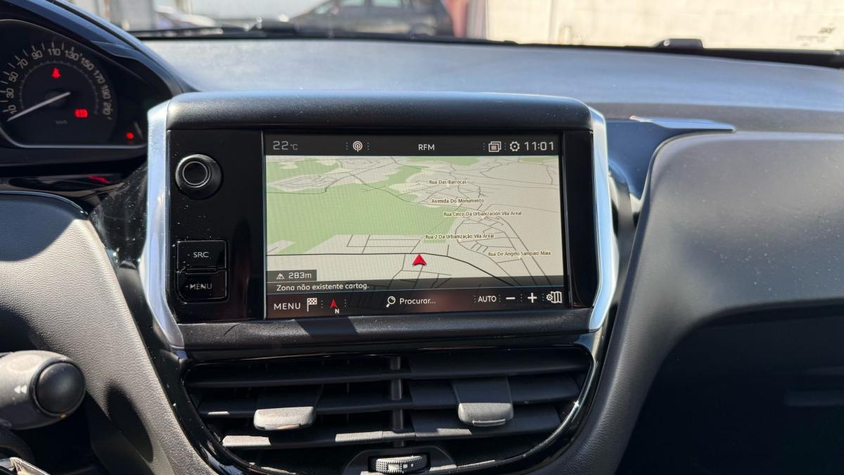 peugeot-208-2019-diesel-1499cc
