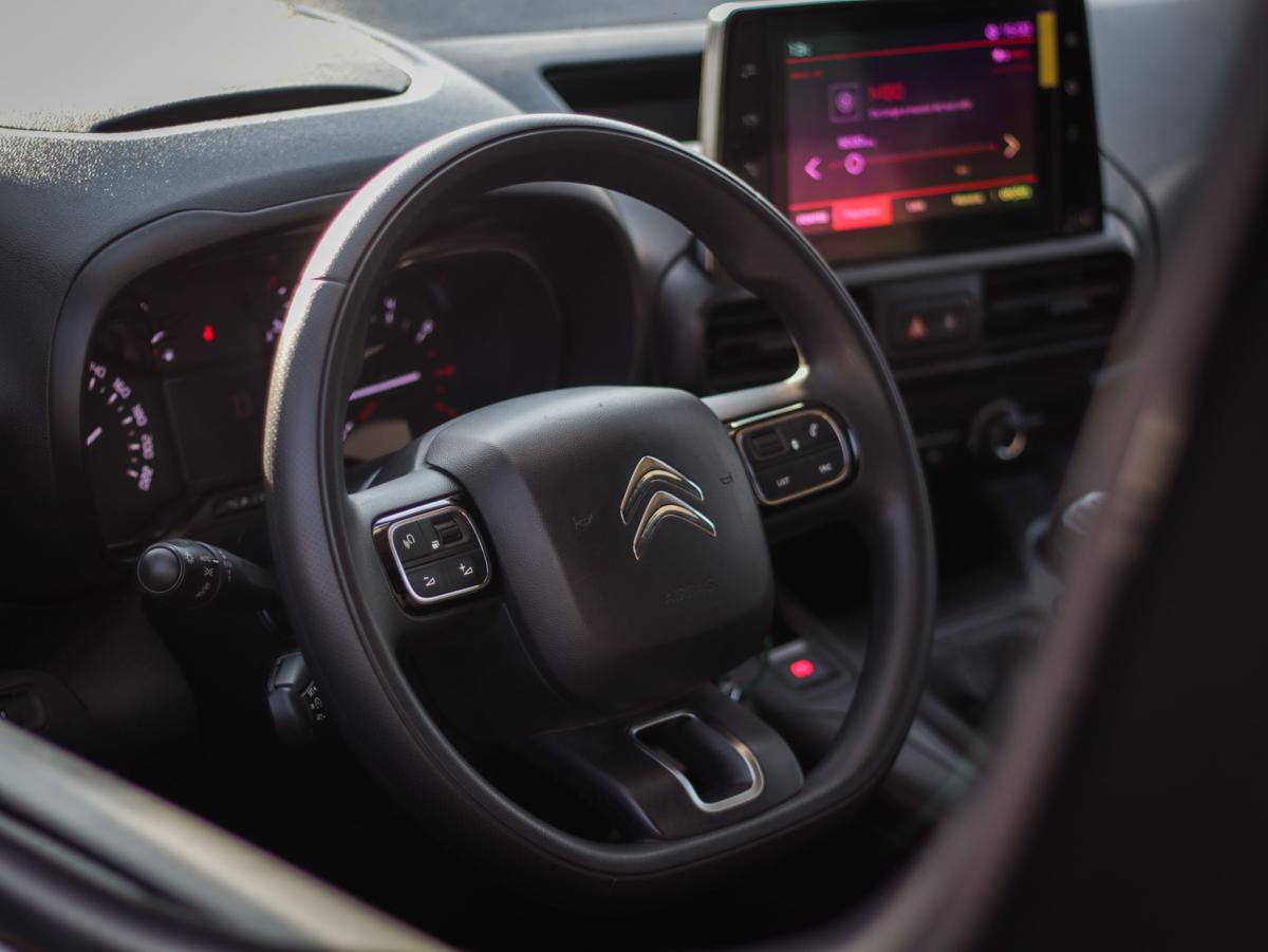 citroen-berlingo-2023-diesel-1499cc