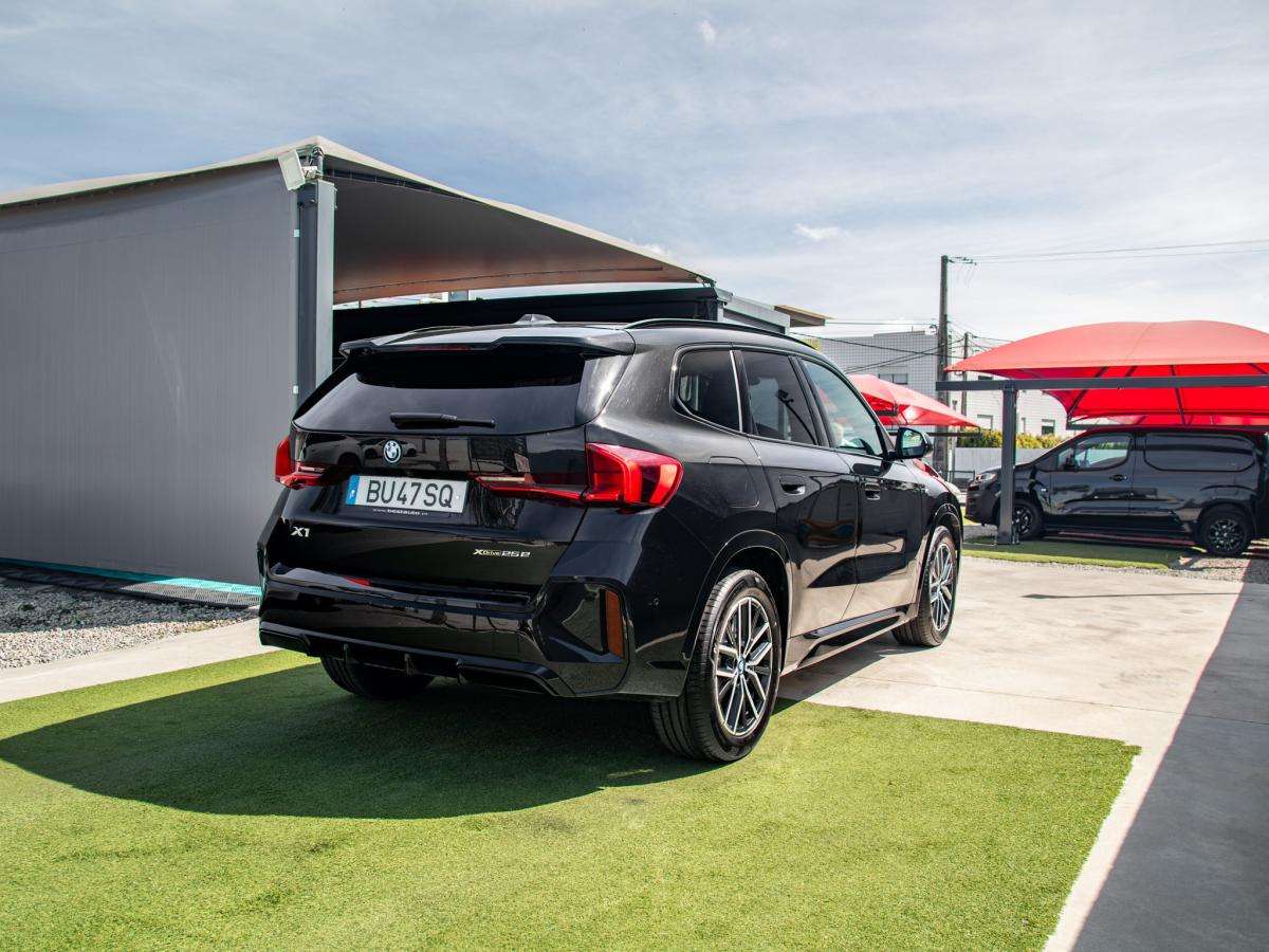 bmw-x1-2025-hibrido-a-gasolina-1499cc