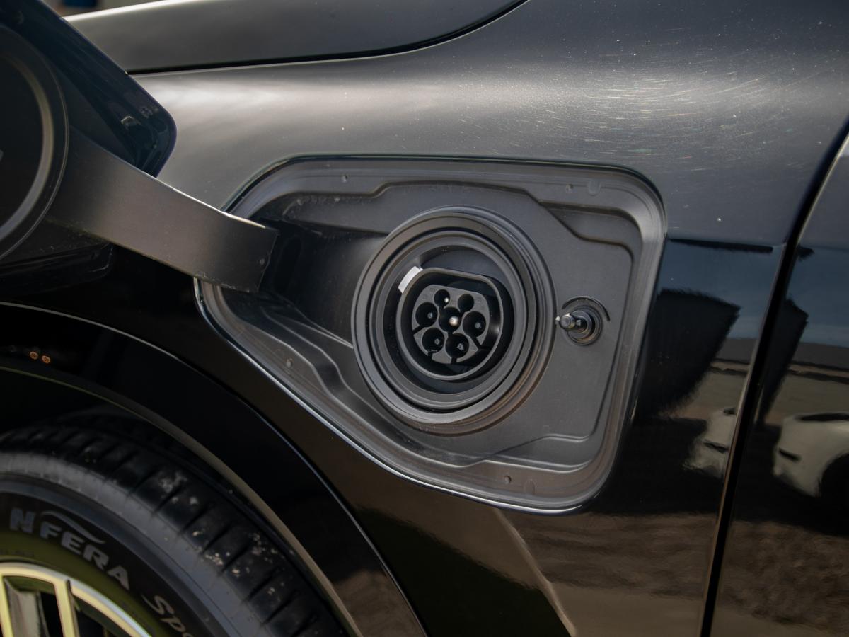 bmw-x1-2025-hibrido-a-gasolina-1499cc