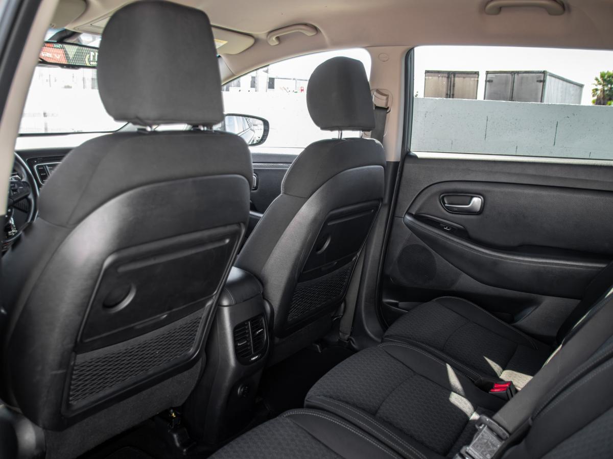 kia-carens-2018-diesel-1685cc