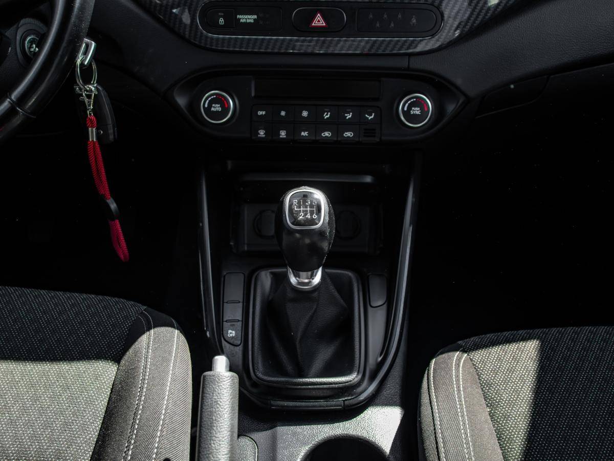 kia-carens-2018-diesel-1685cc