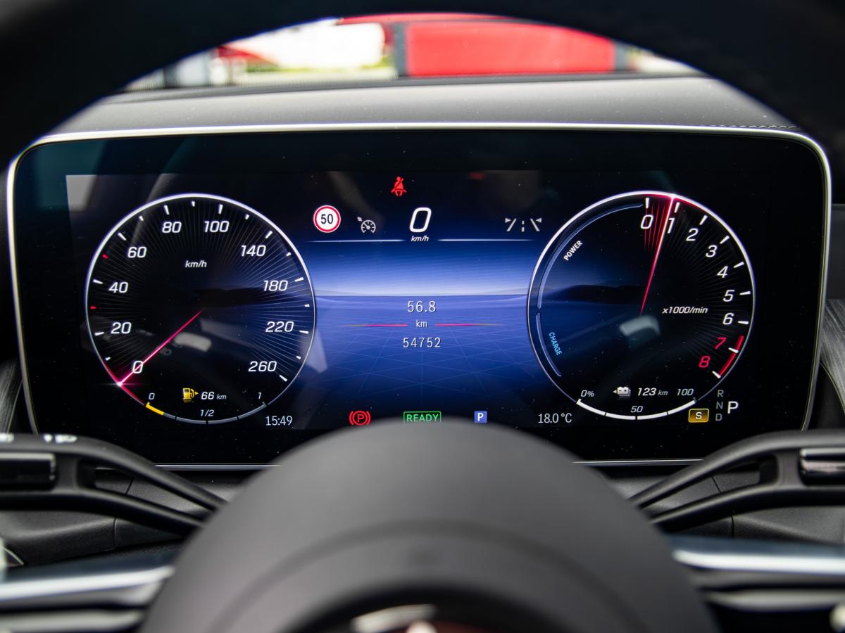 mercedes-benz-glc-2023-hibrido-a-gasolina-1999cc