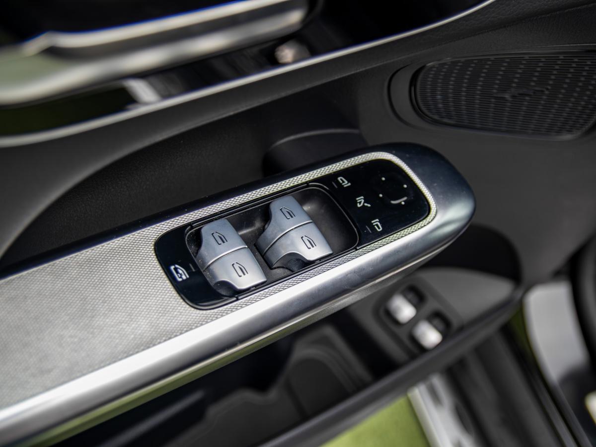 mercedes-benz-glc-2023-hibrido-a-gasolina-1999cc