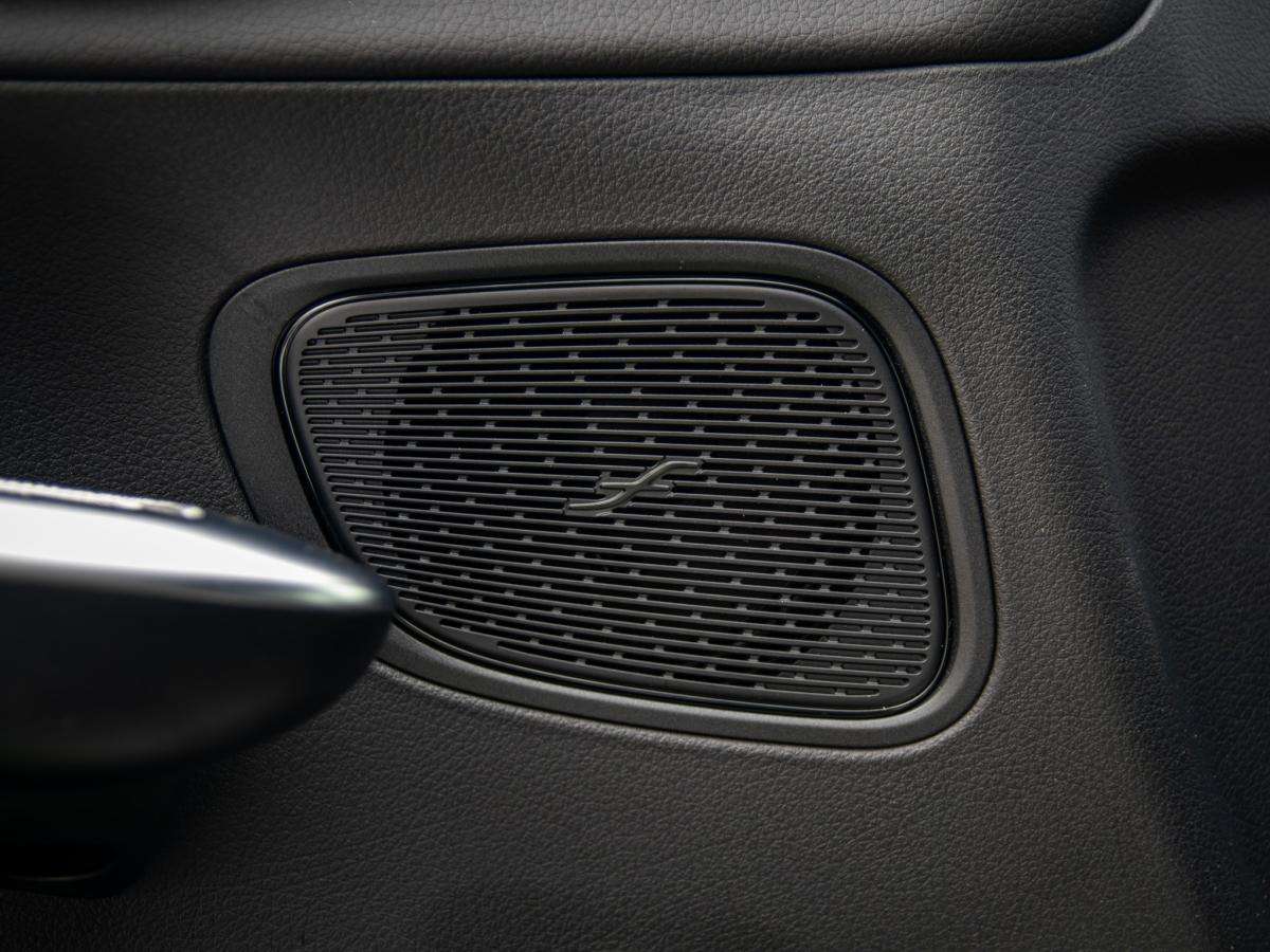 mercedes-benz-glc-2023-hibrido-a-gasolina-1999cc