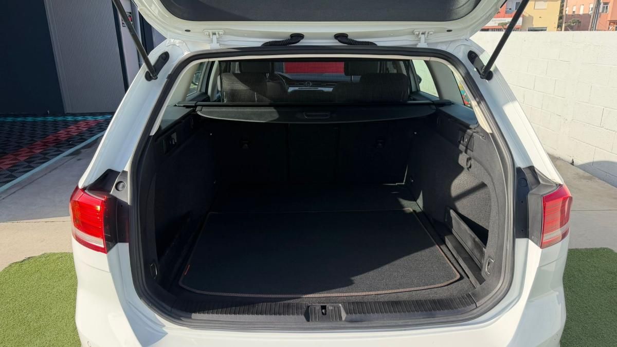 volkswagen-passat-variant-2017-diesel-1598cc