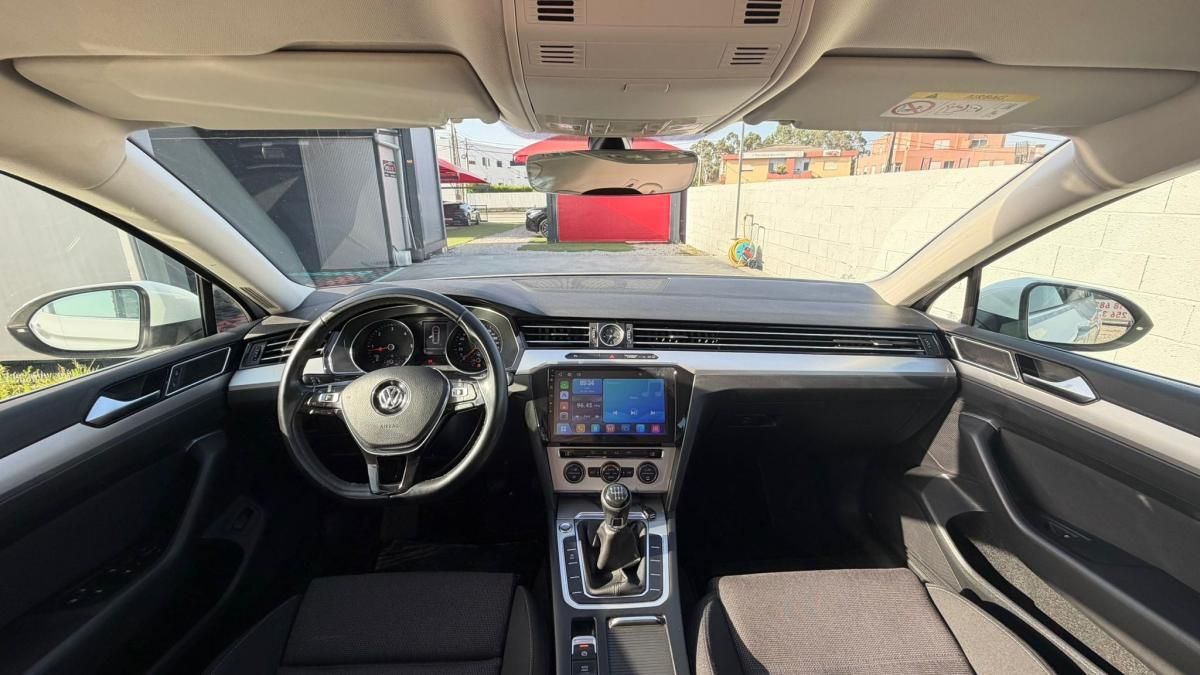 volkswagen-passat-variant-2017-diesel-1598cc