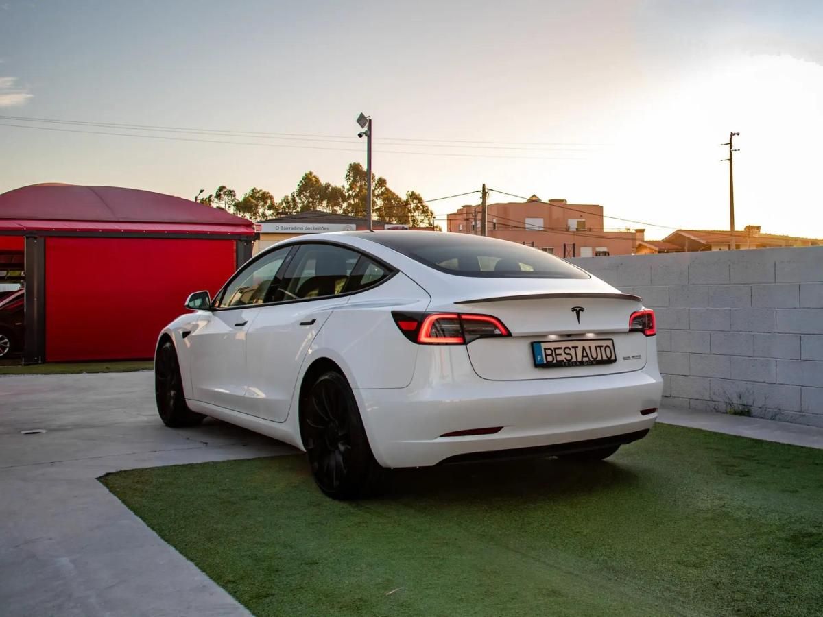 tesla-model-3-2022-eletrico-0cc