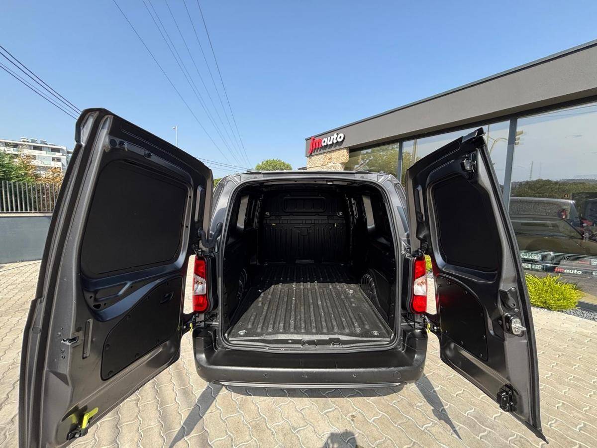 fiat-doblo-2024-diesel-1499cc
