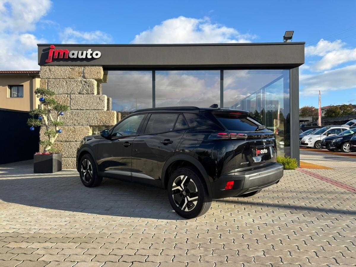 peugeot-2008-2024-gasolina-1199cc