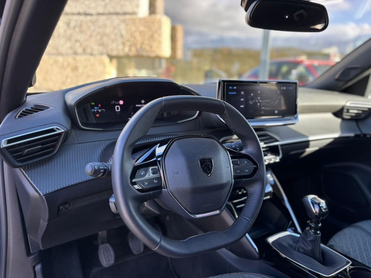 peugeot-2008-2024-gasolina-1199cc