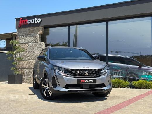 peugeot-5008-2023-gasolina-1199cc