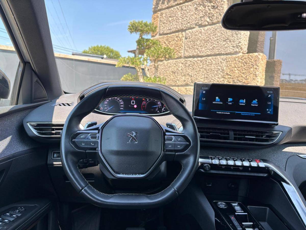 peugeot-5008-2023-gasolina-1199cc
